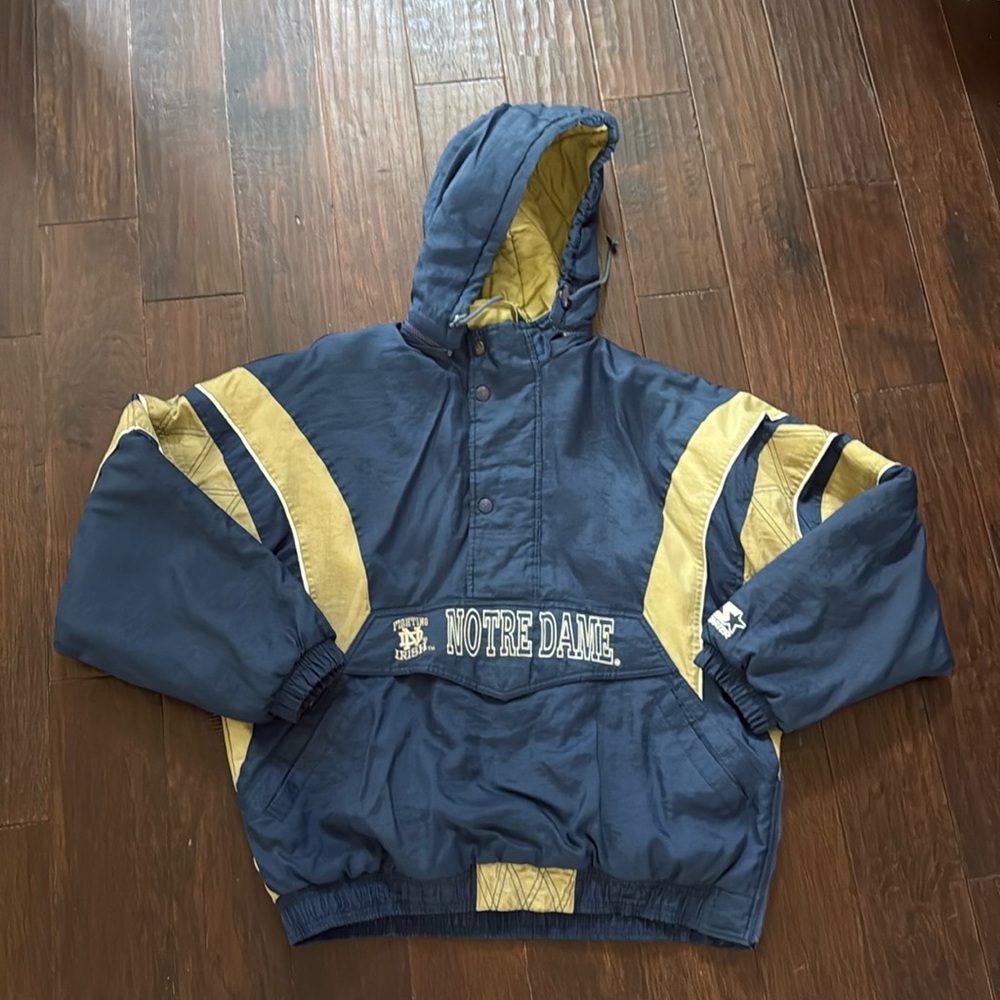 XL Notre Dame Starter Jacket.  Great Vintage pull over jacket